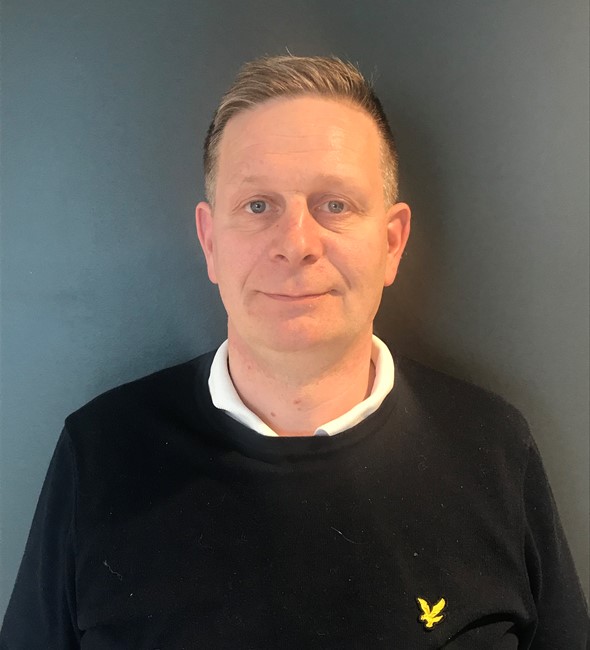 Arnfinn B. Skår